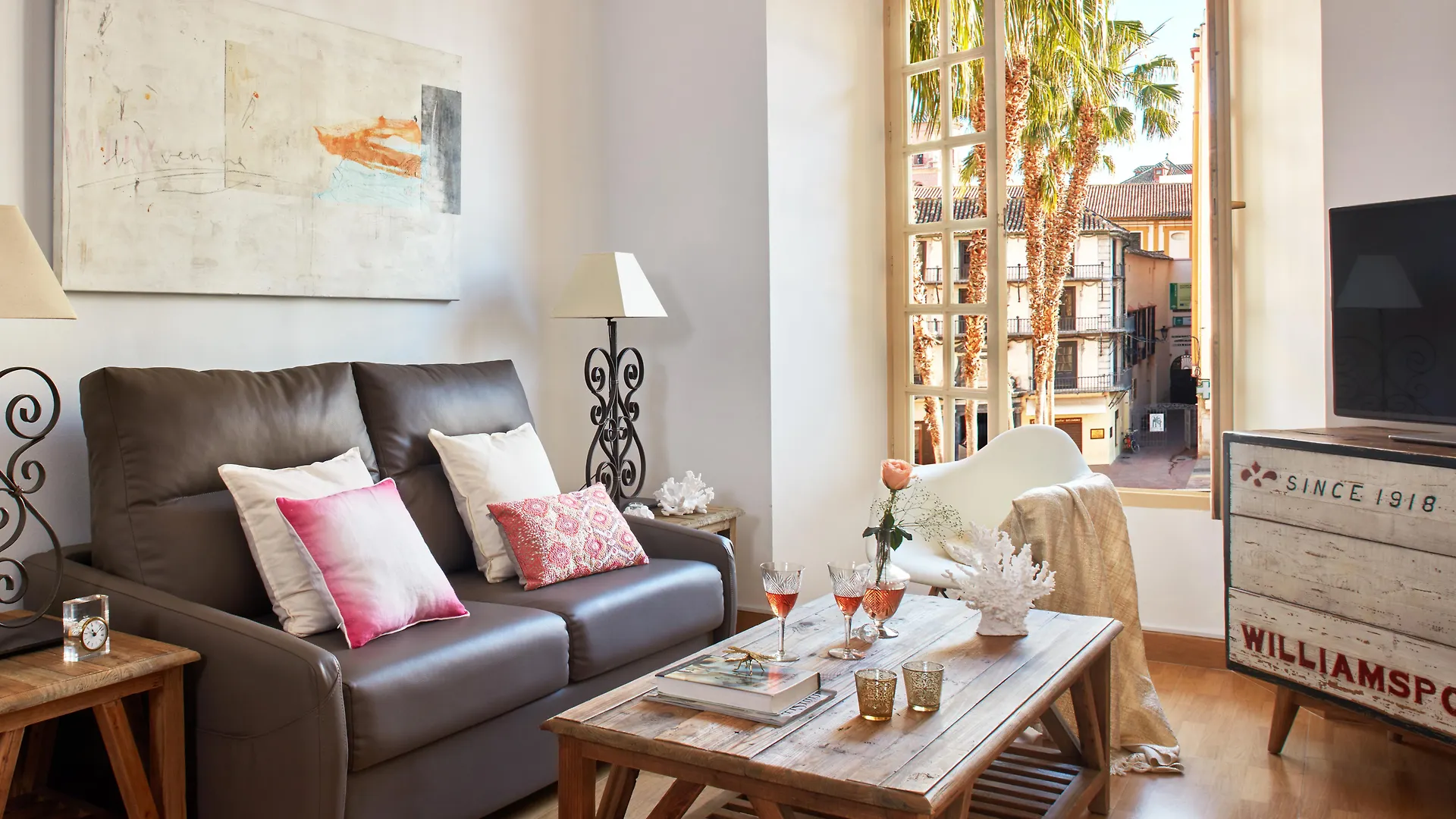 Apartment Lodgingmalaga Plaza De La Constitucion