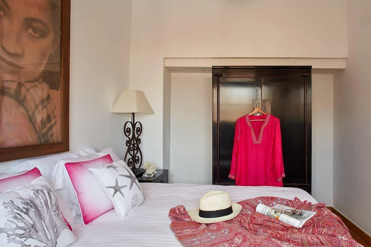 Lodgingmalaga Plaza De La Constitucion Apartment Malaga