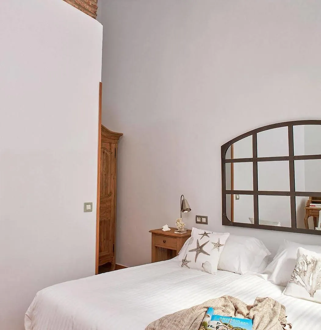 Lodgingmalaga Plaza De La Constitucion Apartment Malaga